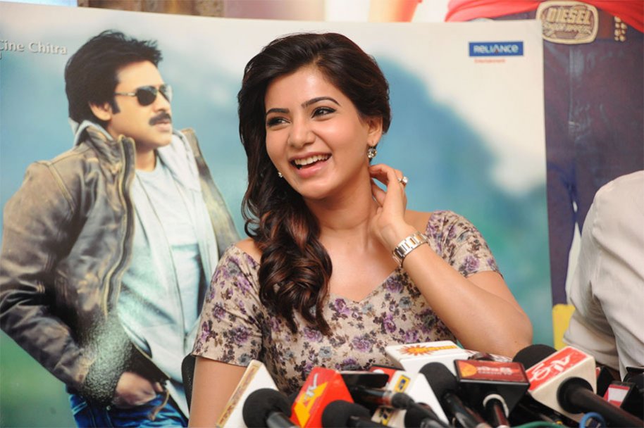 Attarintiki-Daredi-25-days-Celebrations